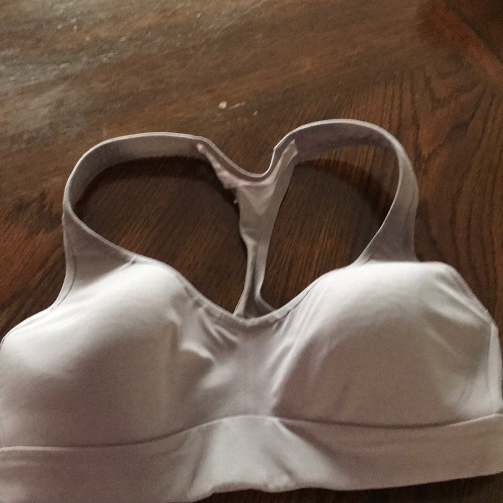 Lululemon lilac speed up bra size 6